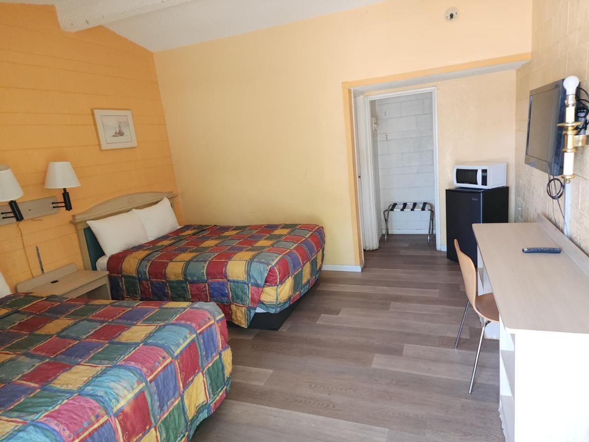Town House Motel Lancaster Zewnętrze zdjęcie